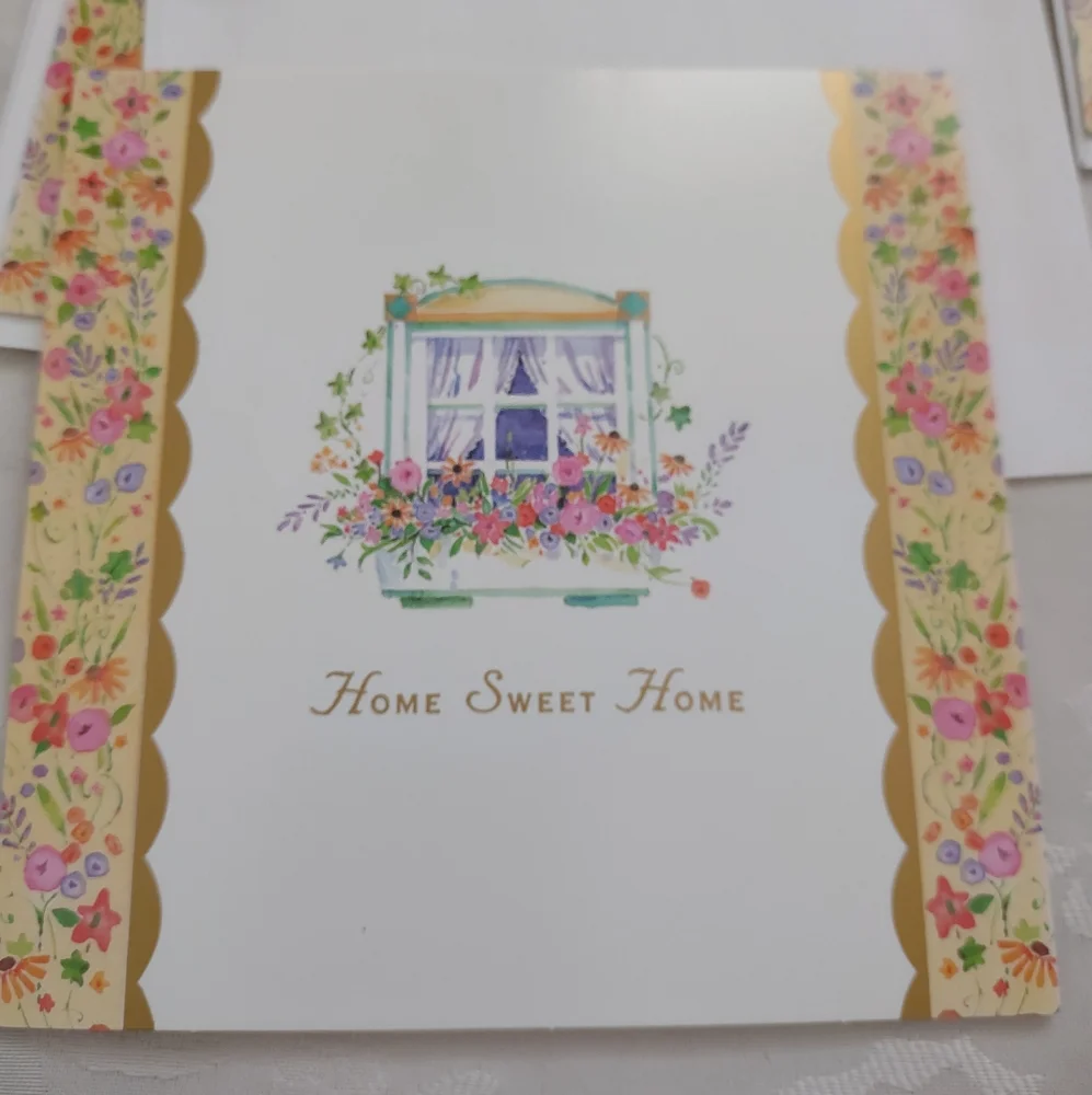 Carlton Home Sweet Home 8 Cards and 8 Envelopes